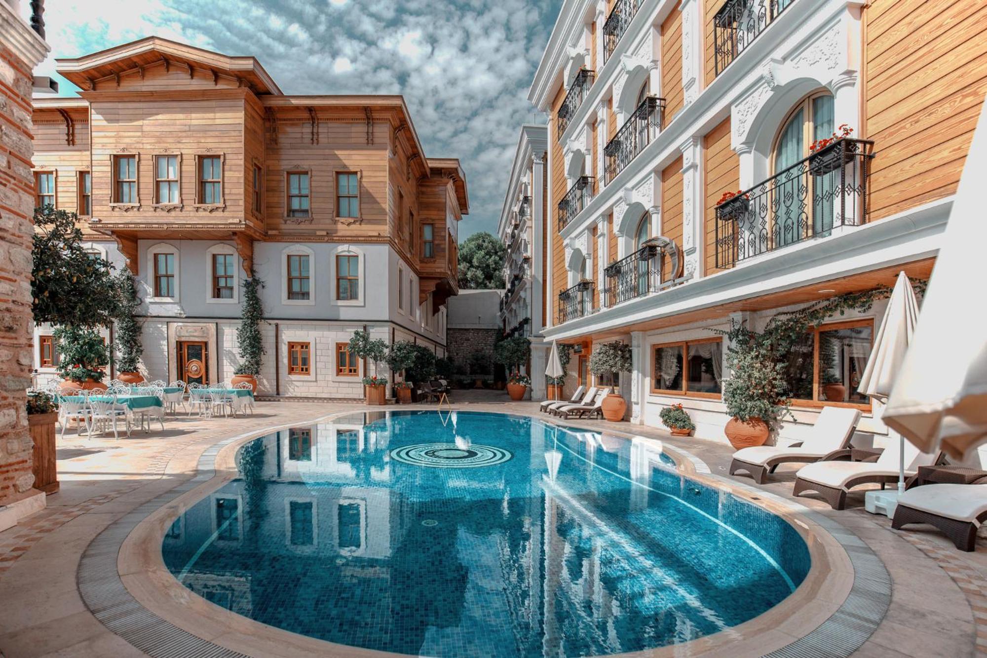 Seven Hills Palace & Spa Стамбул Екстер'єр фото